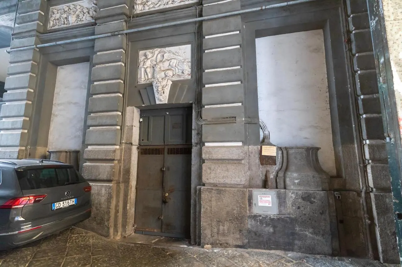 Apartment Palazzo Del Principe San Severo 3 Bedrooms & Terrace! Naples Italy