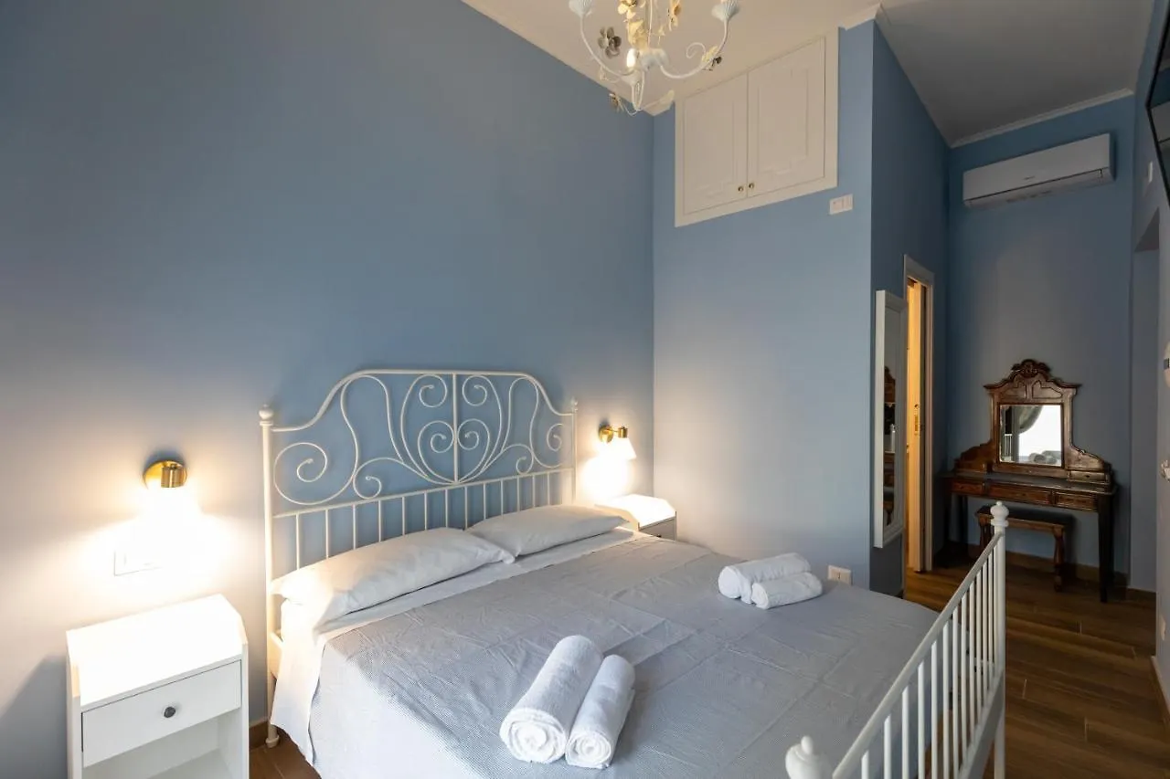 Apartment Palazzo Del Principe San Severo 3 Bedrooms & Terrace! Naples