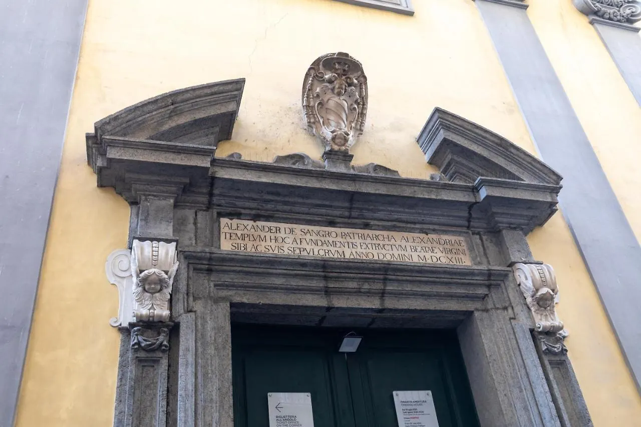 Palazzo Del Principe San Severo 3 Bedrooms & Terrace! Naples Italy